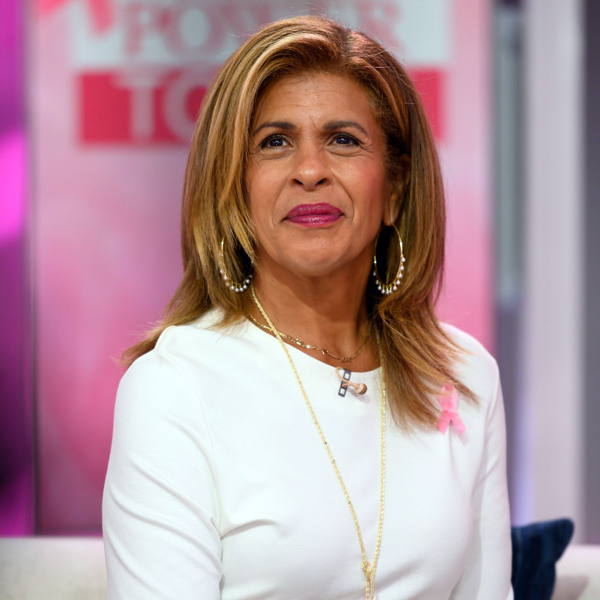 Andy analyzes Hoda's bracelets | What do you think of Hoda Kotb's jewelry?  Andy Cohen has some ideas. 😆 | By TODAY with Hoda & Jenna | I mean this  actually, I