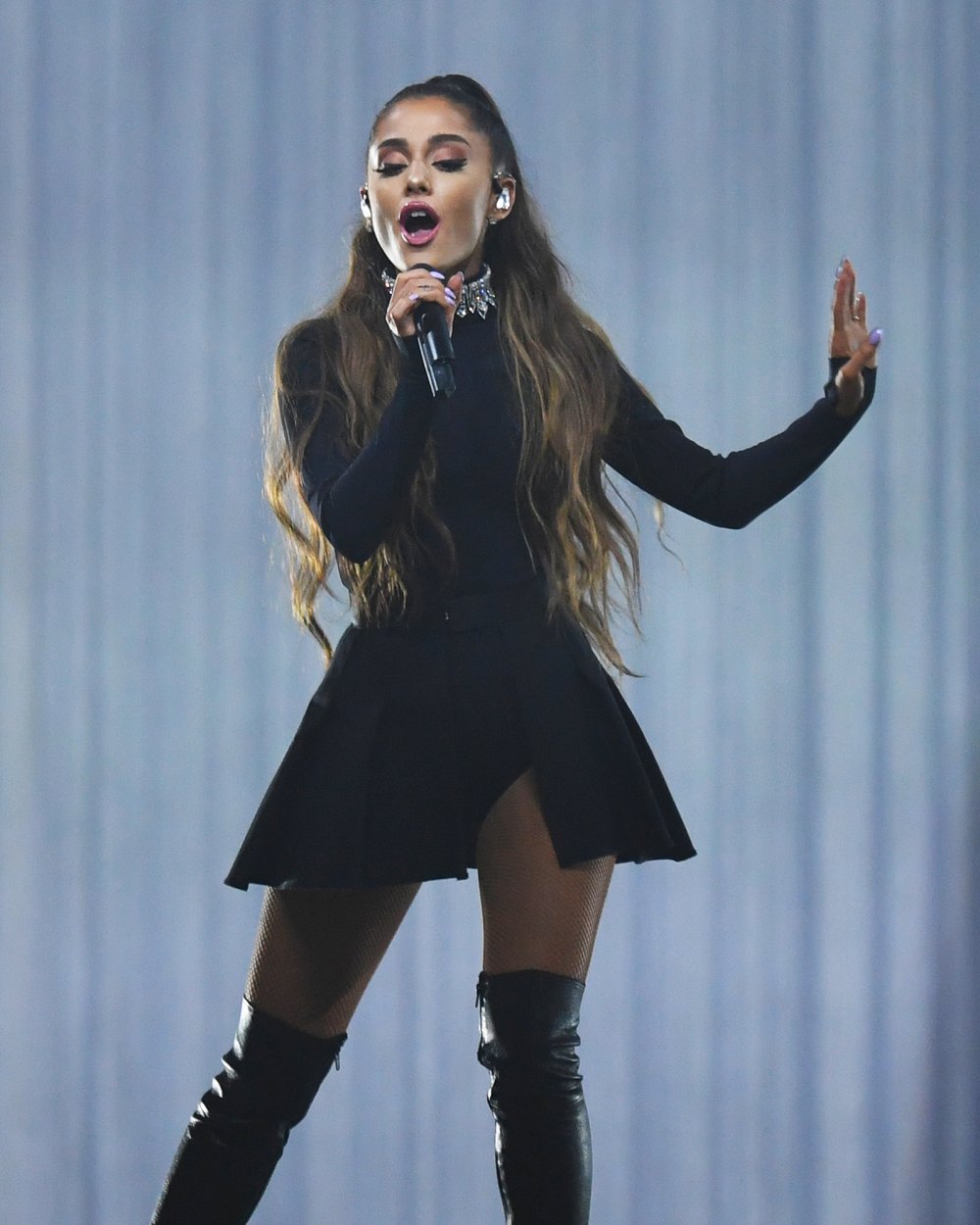 Ariana Grande Needs an &lsquo;Ambulance and Cliquot on Standby&rsquo; at the 2020 Grammys