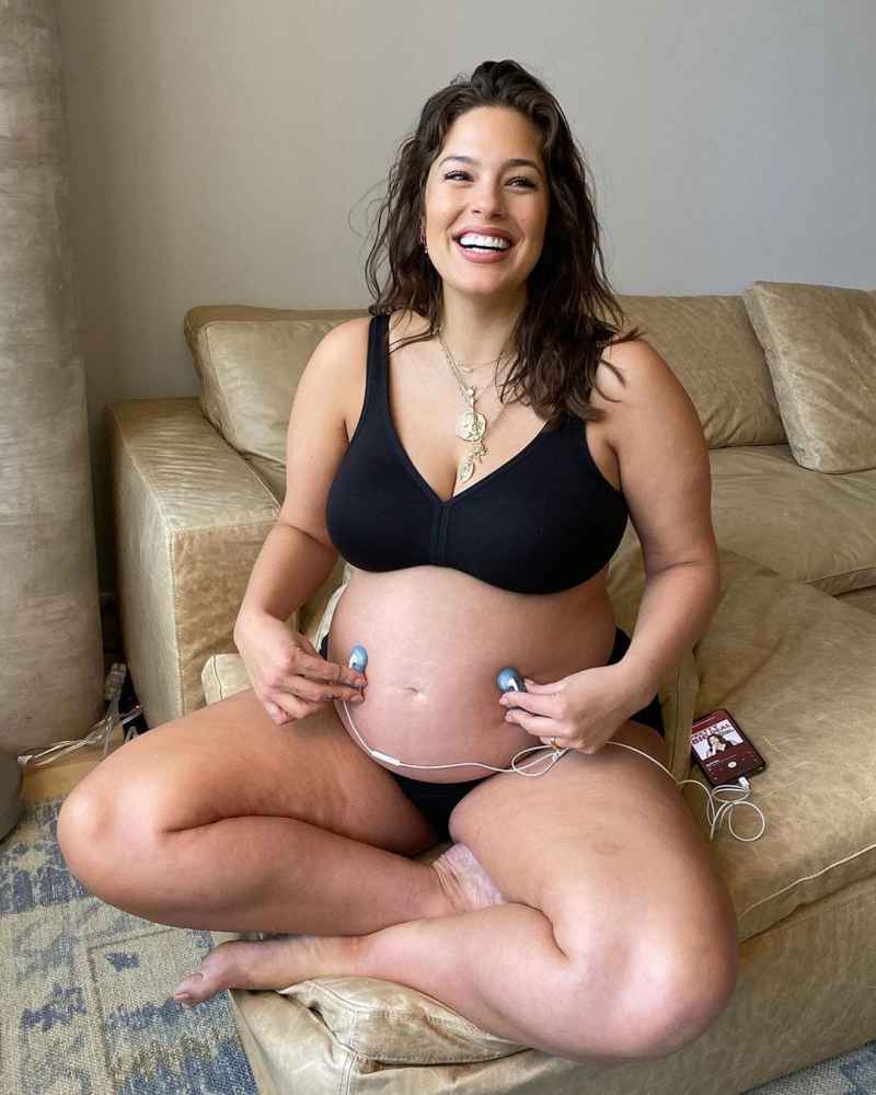 Ashley Graham Pregnancy Pics