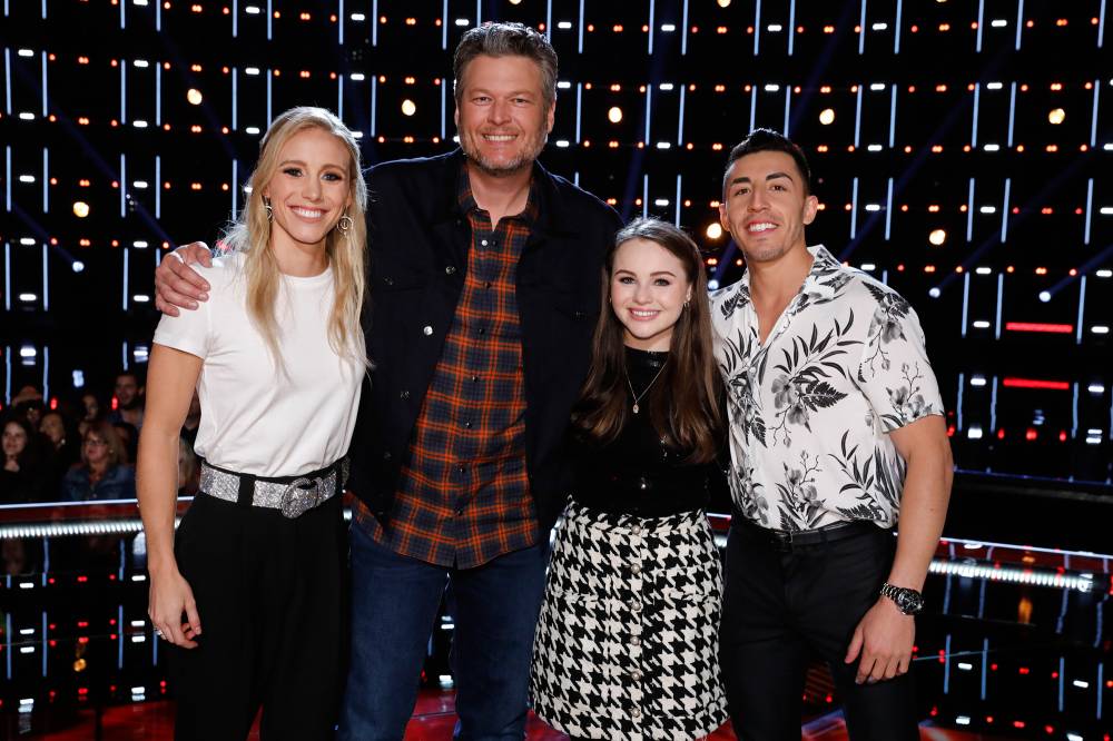 Blake Shelton Is 'Smitten' With Gwen Stefani, 'Voice’ Contestant Says
