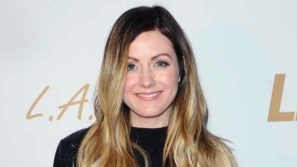 Carly Waddell Debuts Postpartum Body 1 Week After Giving Birth, Explains ‘Hard Decision’ to Stop Breast-Feeding