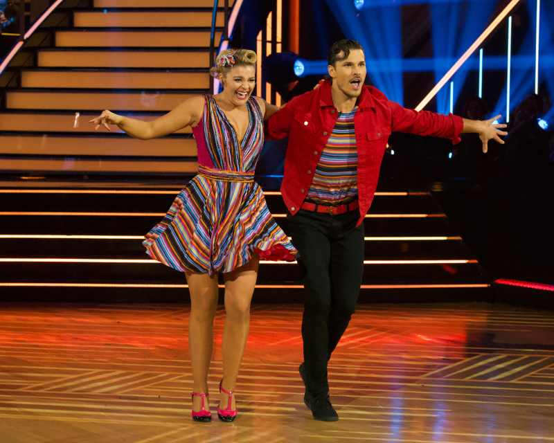 LAUREN ALAINA, GLEB SAVCHENKO Dancing With the Stars’ Judges Hand Out 2 Perfect Scores
