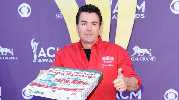 Disgraced Papa John's Founder John Schnatter Says He's Had 40 Pizzas in 30 Days