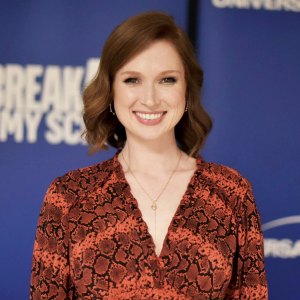 Ellie Kemper Shares Her Holiday Plans