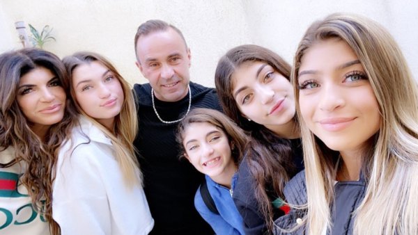 Gia-Teresa-visits-Joe-Giudice-in-Italy-1
