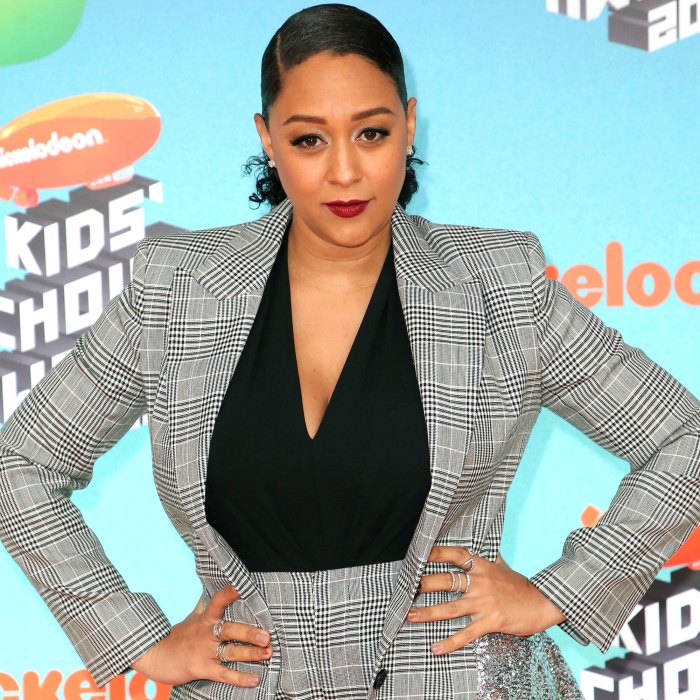 Lights Out! Tamera Mowry's Boobs Exposed During Shocking Wardrobe  Malfunction — Watch 'The Real' Star's Response To The Racy Fashion Fail!