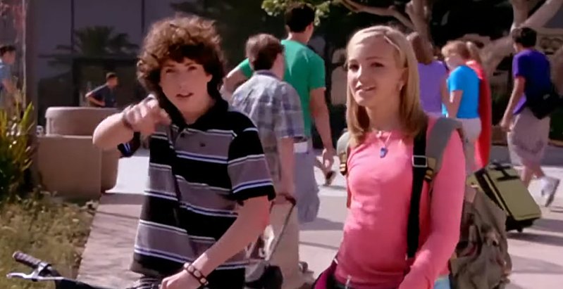 Jamie Lynn Spears Reunites With 'Zoey 101' Cast for 'All That'