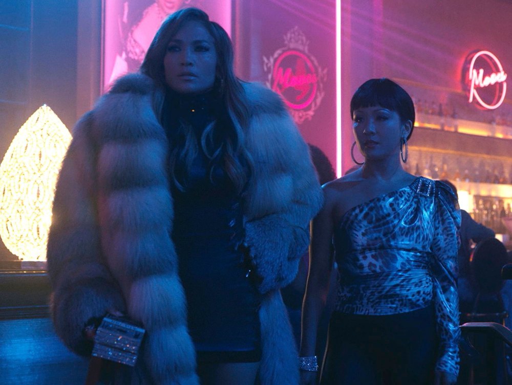 Jennifer Lopez as Ramona and Constance Wu as Destiny in 'Hustlers