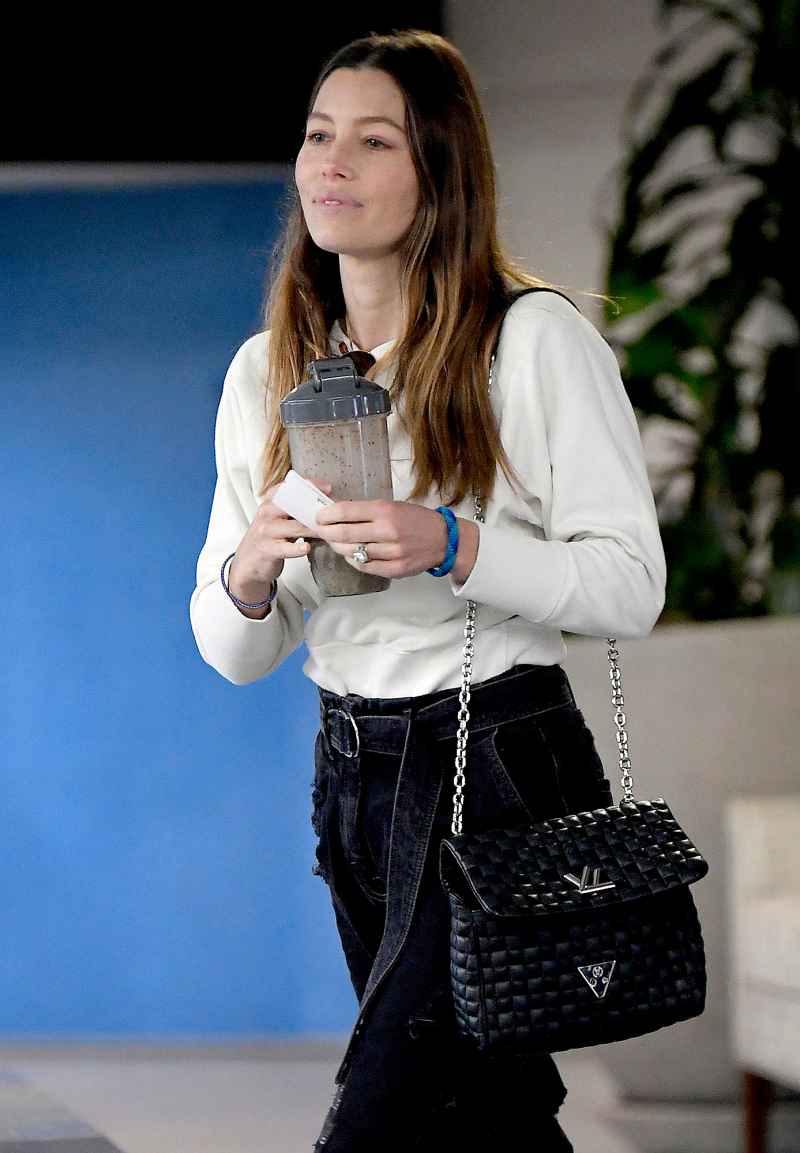 Jessica-Biel-Spotted-for-First-Time-Since-Justin-Timberlake-Pics-Surfaced