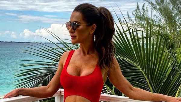 Jessica Mulroney Body Shamed After Posting Bikini Pic