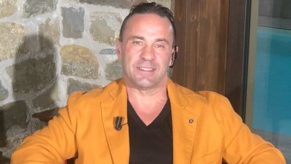 Joe Giudice Shares New Photo With Teresa Giudice and Daughters During Italy Visit