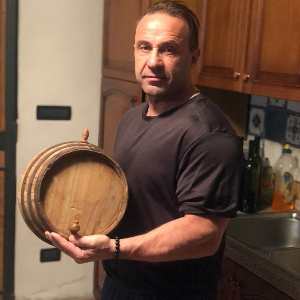 Joe Giudice Shares Tour of His Modest Italian Apartment, Starts Work ‘Next Week’