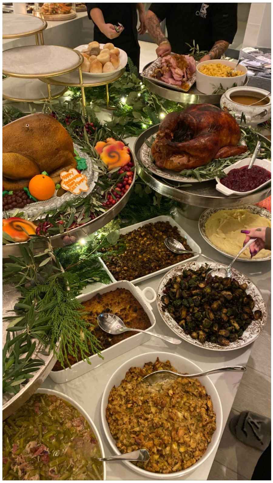 Kendall Jenner Thanksgiving Feast How the Kardashians Celebrated Thanksgiving