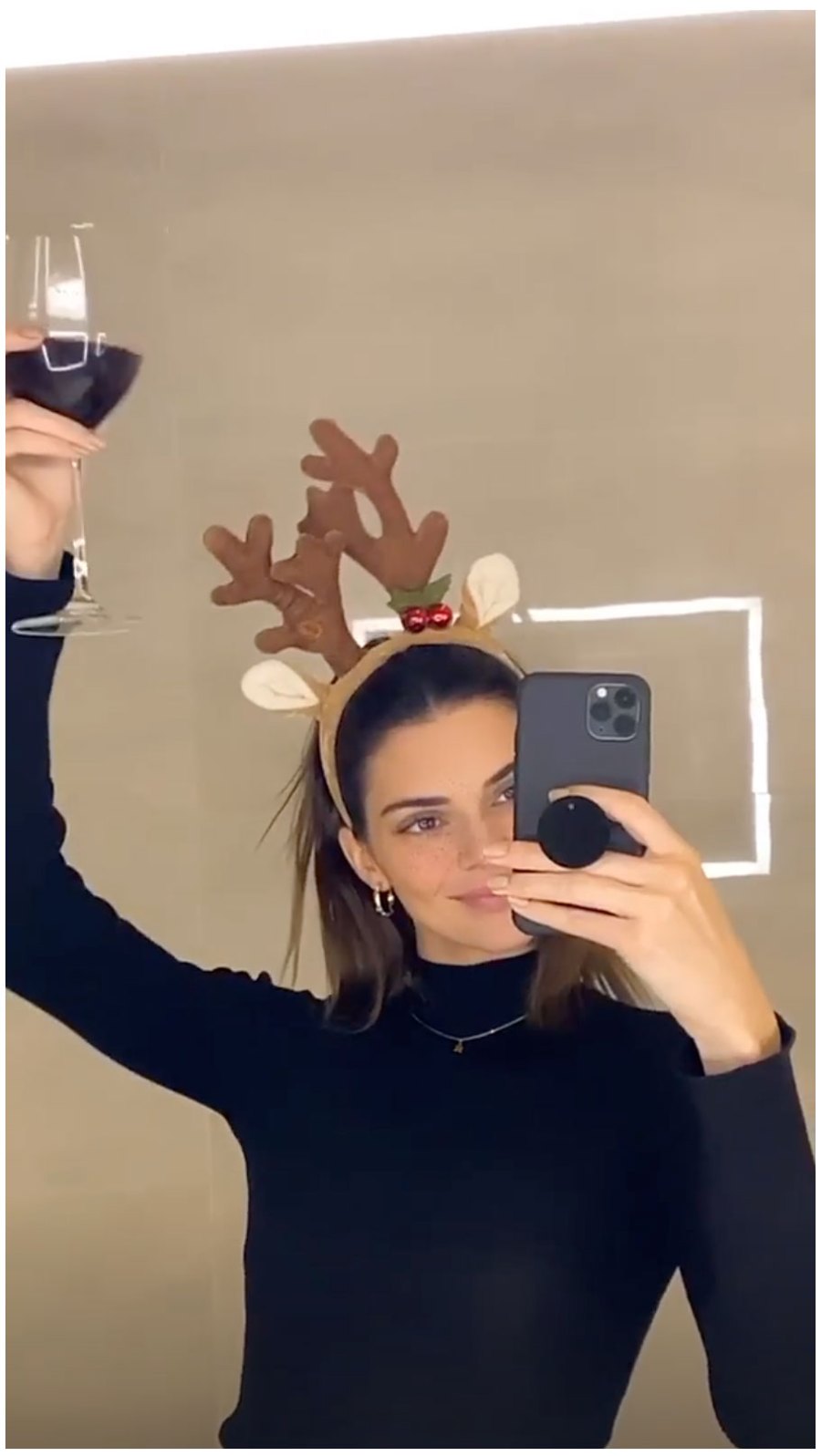 Kendall Jenner Thanksgiving Toast How the Kardashians Celebrated Thanksgiving
