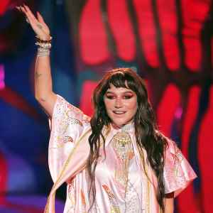 Kesha Returns to AMAs 2019 for First Show in Six Years