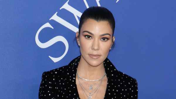 Kourtney Kardashian Shows Stretch Marks