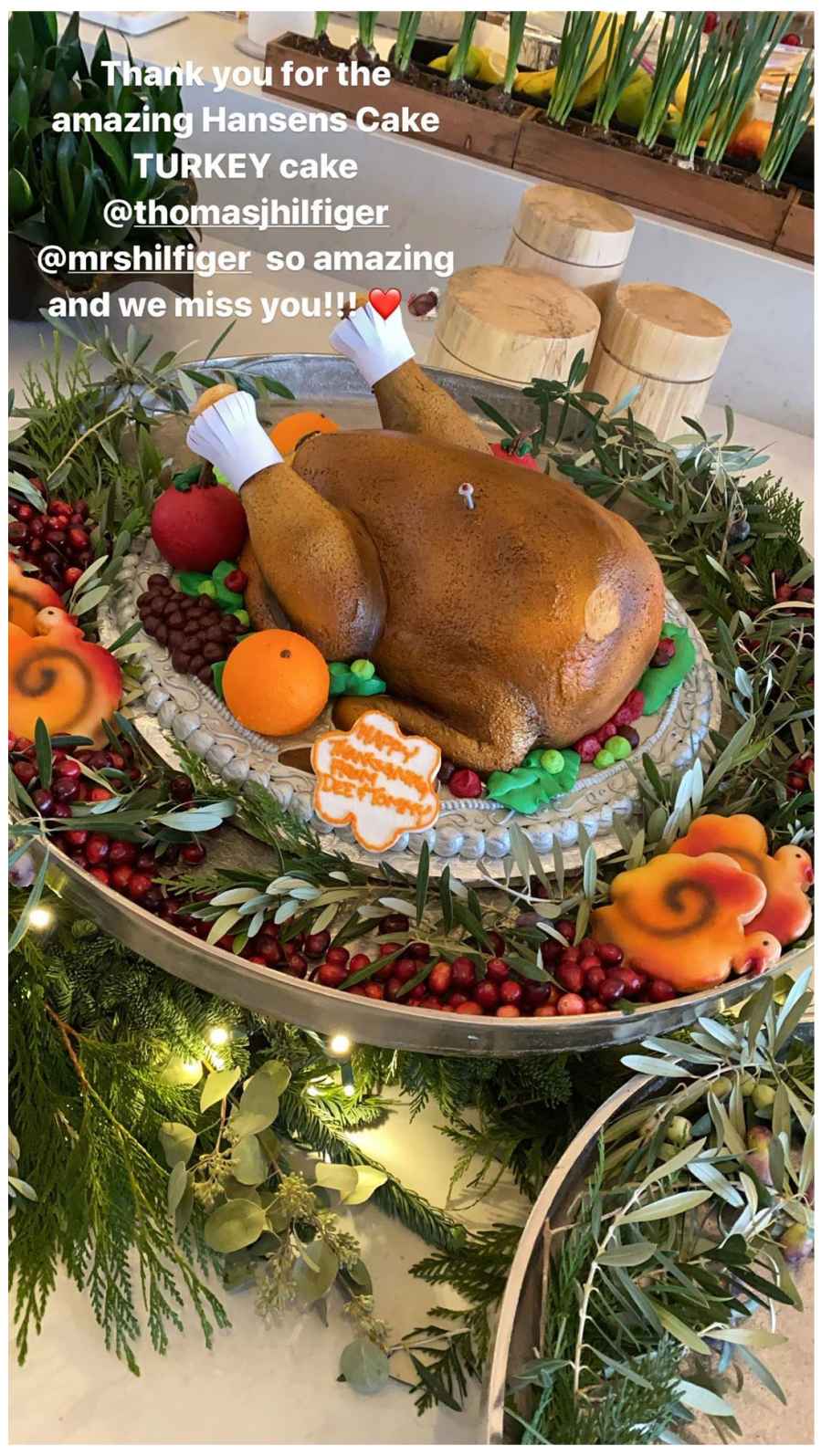Kris Jenner Thanksgiving Turkey Cake How the Kardashians Celebrated Thanksgiving