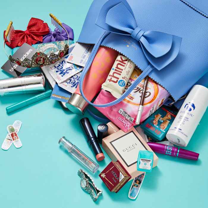 Lacey Chabert: What's in My Bag?
