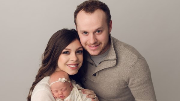 Lauren and Josiah Duggar Share 1st Photo at Home With Newborn Daughter Bella