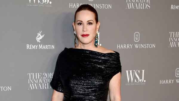 Molly Ringwald Says KJ Apa Took Luke Perry’s Death the Hardest