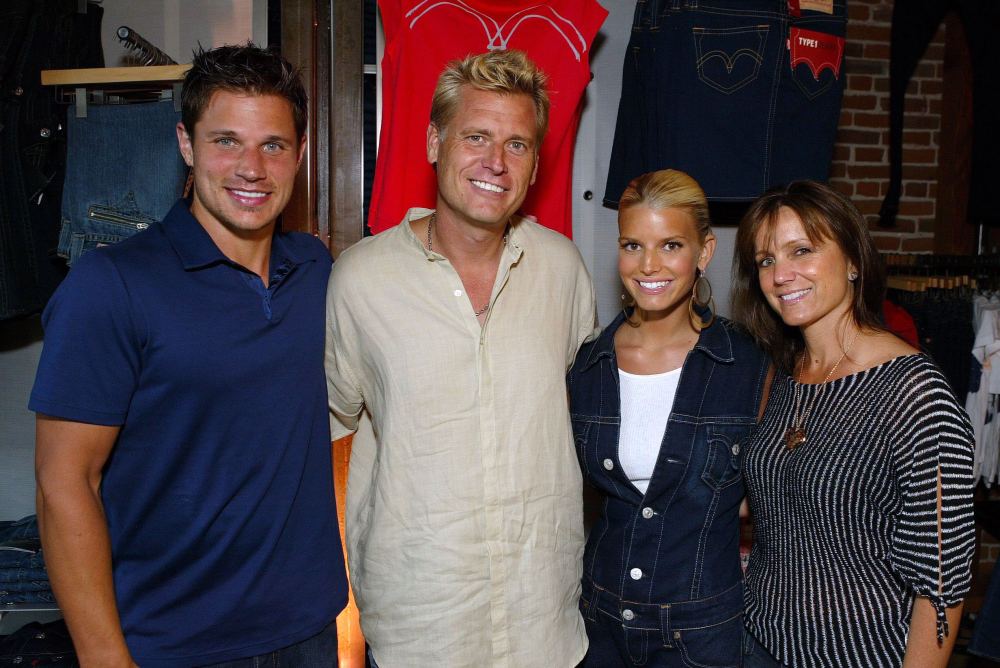 Newlyweds’ Producer Recalls Jessica Simpson’s Dad Inviting Her Ex on Family Vacations With Nick Lachey