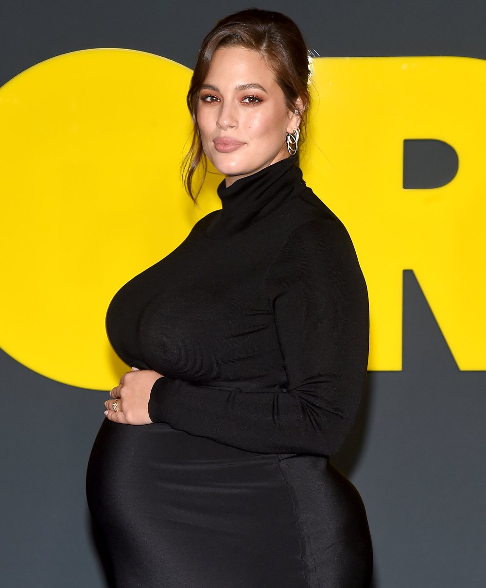 Pregnant-Ashley-Graham-Cries-Discussing-Her-Decision-to-Post-Stretch-Mark-Picture