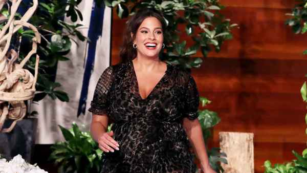Pregnant Ashley Graham Reveals Sex of 1st Baby During ‘Ellen’