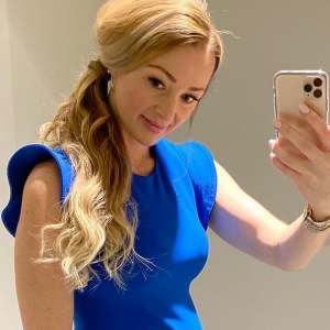 Pregnant Jamie Otis Shares Future Family Plans Blue Dress Bathroom Selfie
