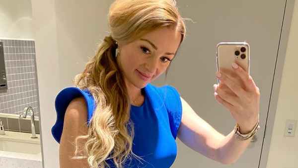 Pregnant Jamie Otis Shares Future Family Plans Blue Dress Bathroom Selfie