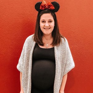Pregnant Tori Roloff Hits Back at Troll Who Calls Her Fat and Unhealthy