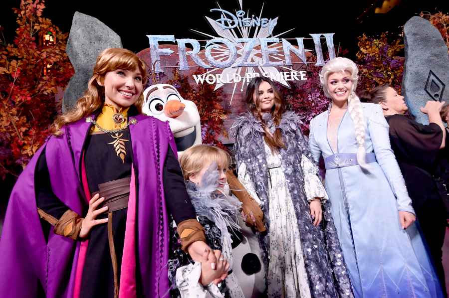 Selena-Gomez-Takes-Little-Sister-Gracie-Frozen-2