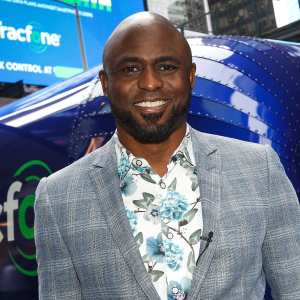 Wayne Brady Tracfone