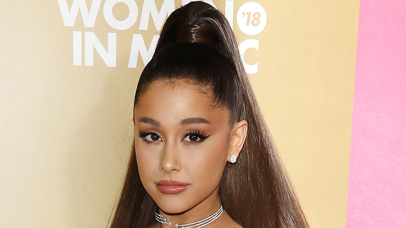 Ariana Grande Says She Is ‘Very Sick’ and in ‘So Much Pain’