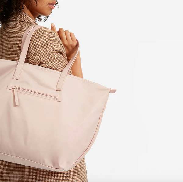 Everlane’s ReNew Traveler Tote Rolls Down for ‘No-Fuss Packing’ | Us Weekly
