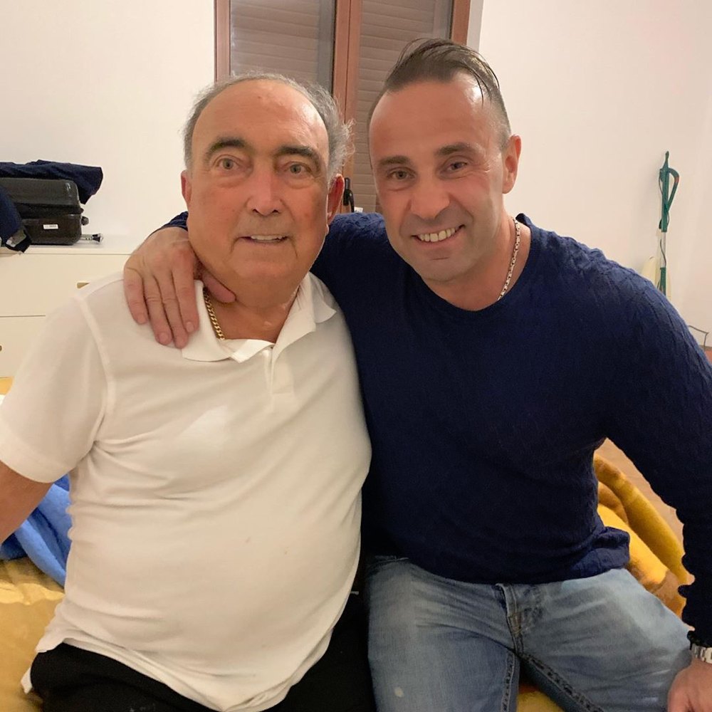 Joe Giudice Joins Instagram, Reunites With Wife Teresa&rsquo;s Dad in Italy