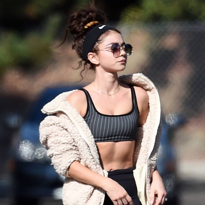 Sarah Hyland Posts Body-Positive Message With Pic That Made Her ‘Insecure’