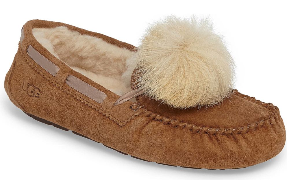 ugg-dakota-slipper-poof