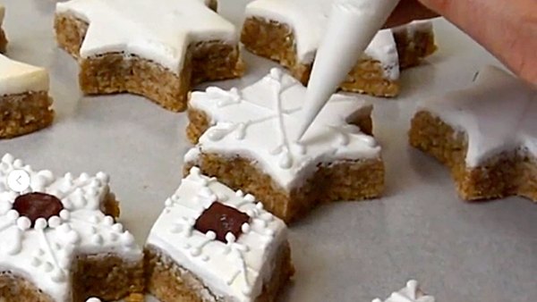 Buckingham Palace Shares Holiday Cookie Recipe