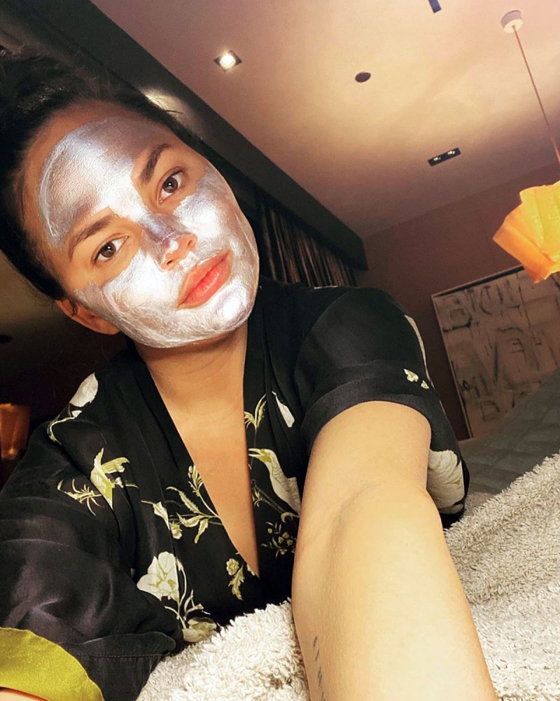 Chrissy Teigen Face-Mask Instagram
