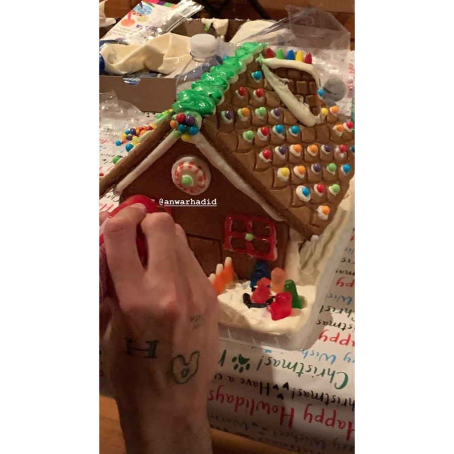 Gigi, Bella and Yolanda Hadid Make Gingerbread Houses Together on Christmas