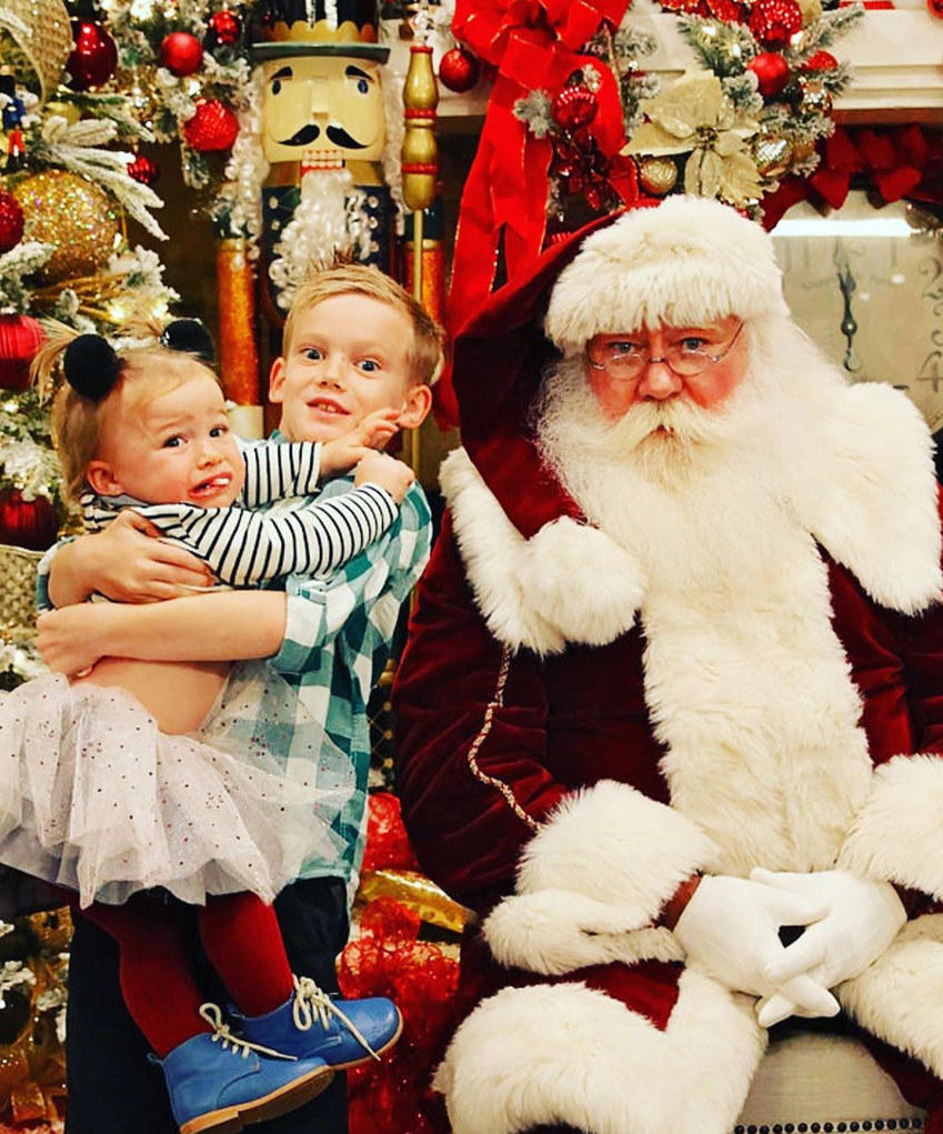 Hilary-Duff-and-Matthew-Koma-kids-Santa-Claus