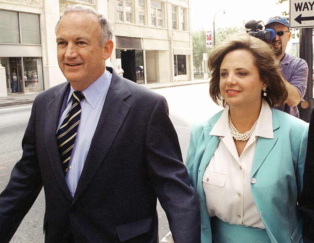 JonBenet Ramseys Dad Still Believes Her Killer Will Be Found Investigator Says in Final Suspects Podcast