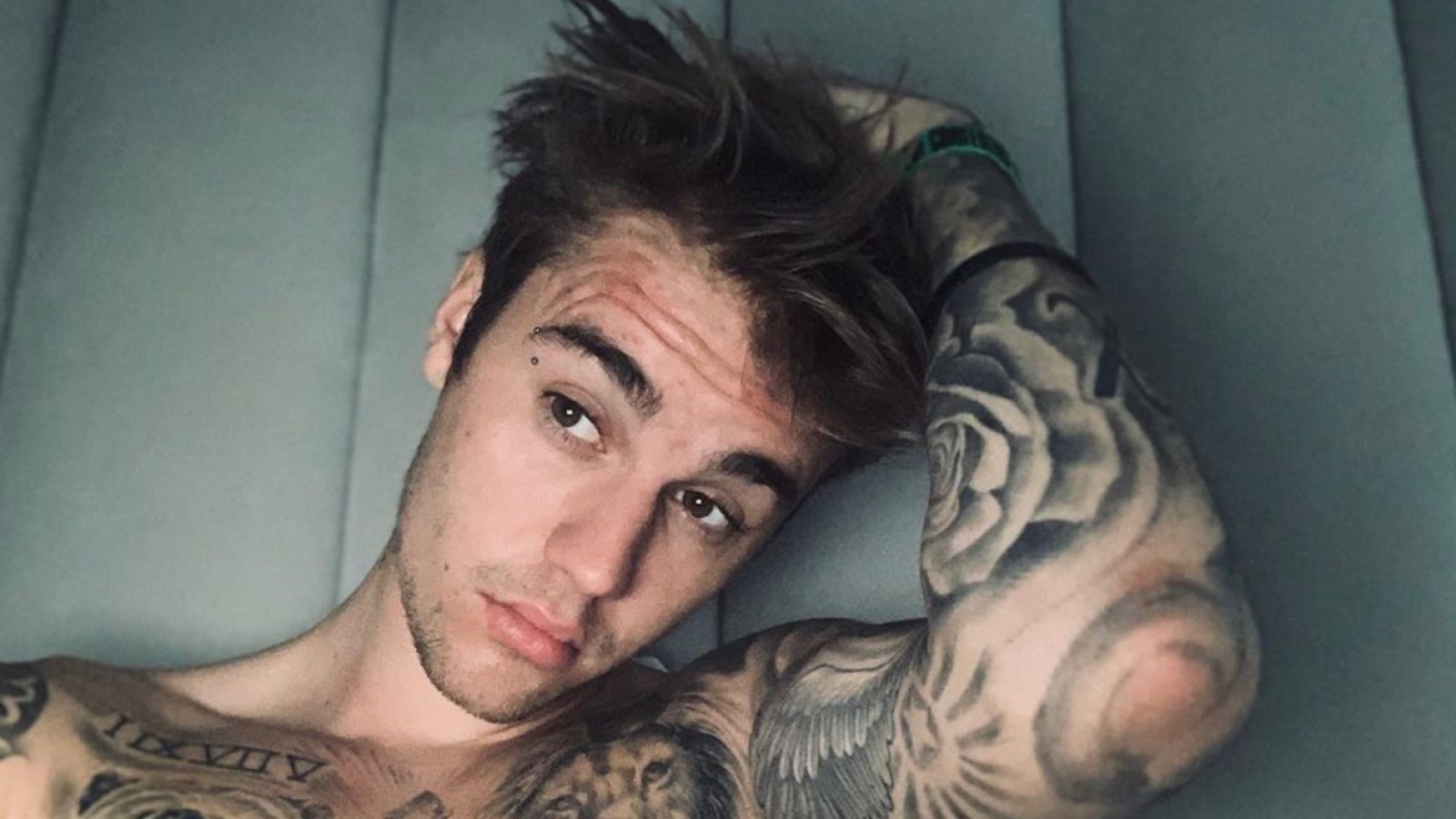 Justin Bieber Shows Fans Tattoos on Instagram: Pics