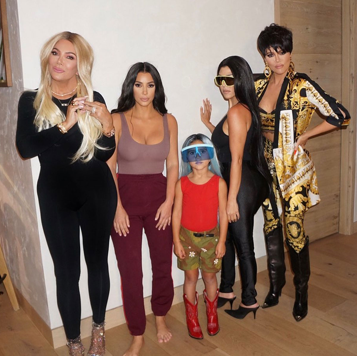 Kardashian Jenners Impersonate Each Other On Kuwtk S17 Finale