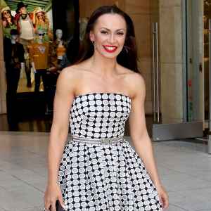 Karina-Smirnoff-pregnant