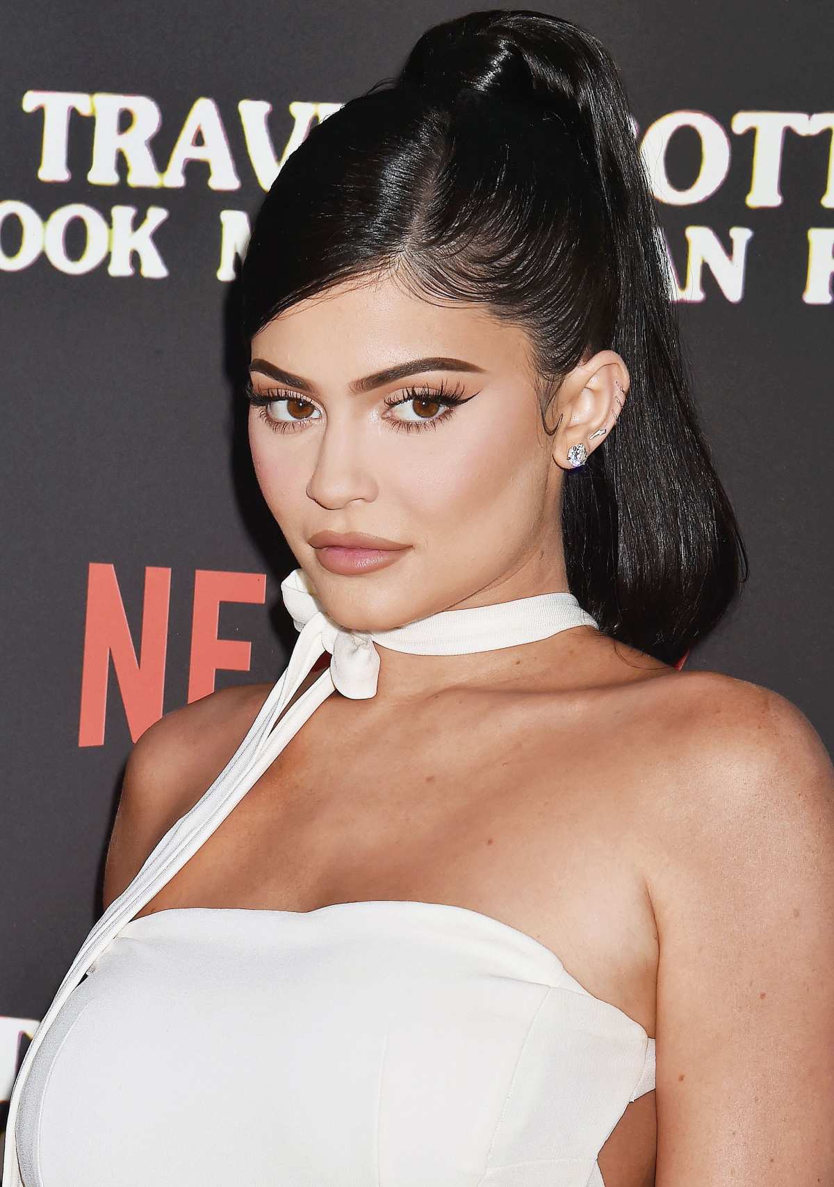 Kylie Jenner News: Latest Makeup, Hair, Outfits & Style Pics