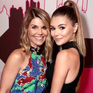 Lori Loughlin Finds Daughter Olivia Jade Giannulli’s Return to Youtube As a ‘Big Betrayal'