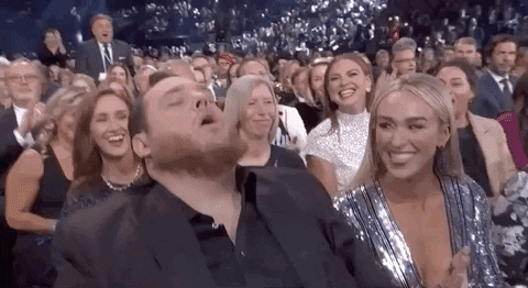Giphy Luke Combs at the 2019 CMAs
