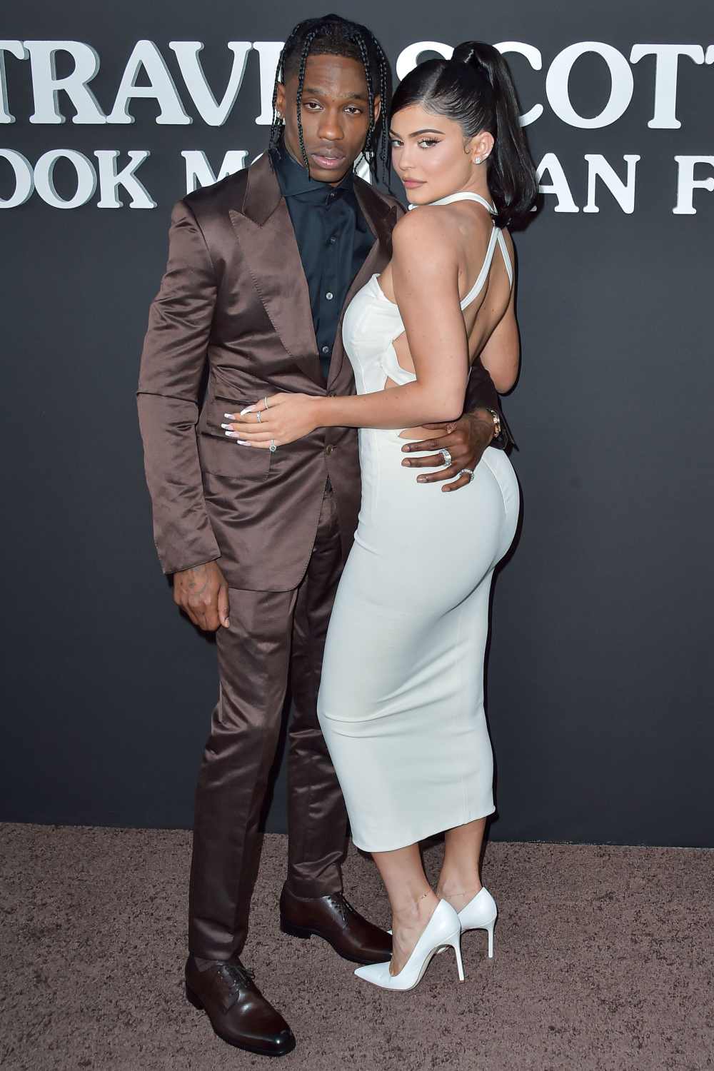 Travis Scott Appears to Respond to Kylie Jenner&rsquo;s &lsquo;Last Thirst Trap&rsquo; Lingerie Pics of 2019