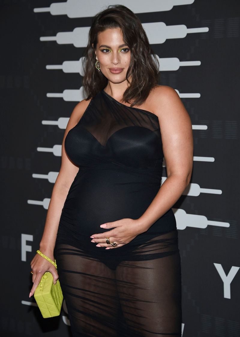 Pregnant Ashley Graham Shares Kim Kardashian's Advice in ‘Vogue’ Interview